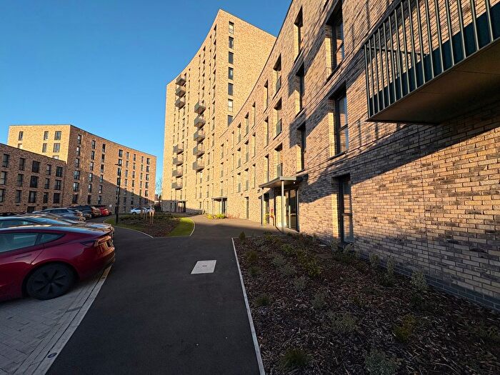 2 Bedroom Flat To Rent In Griffiths Close, Balsall Heath, Birmingham, B12