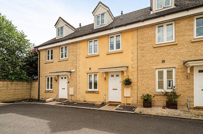 3 Bedroom Terraced House For Sale In Brook Lane, Witney, Oxfordshire, OX28