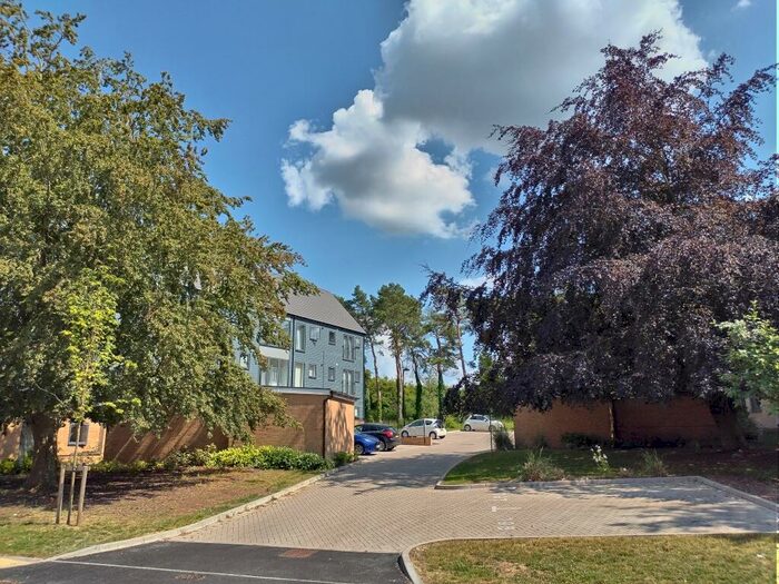 2 Bedroom Flat To Rent In Blackmoor Drive, Gilles Meadow, Basingstoke, RG24