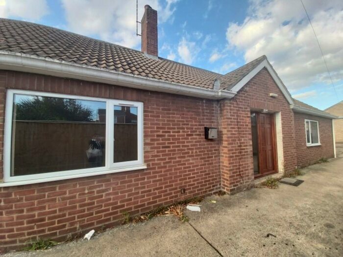 4 Bedroom Detached Bungalow To Rent In Spalding, PE11