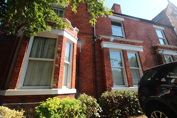 3 Bedroom Flat To Rent In West Parade, Lincoln, Lincolnshire, LN1