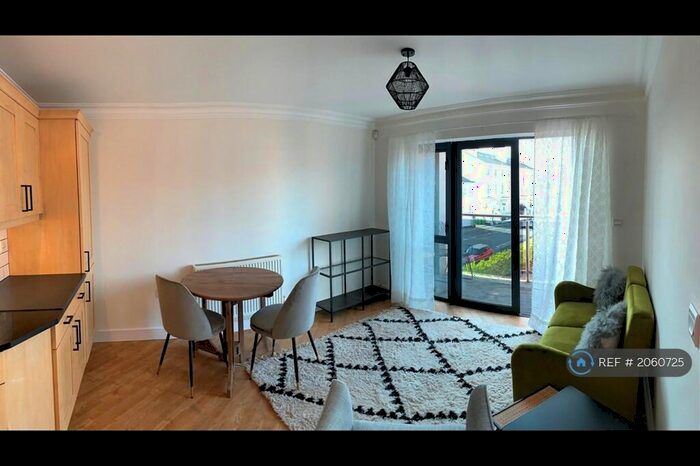 2 Bedroom Flat To Rent In The Pinnacle, Nottingham, NG1