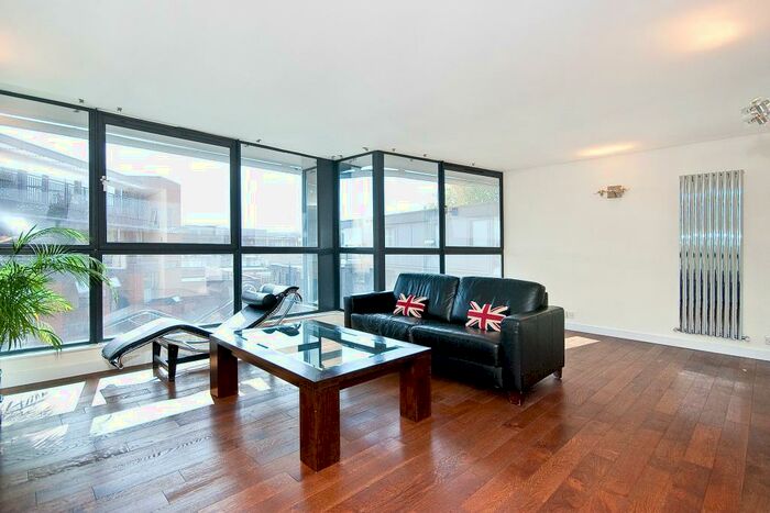 2 Bedroom Apartment To Rent In Britton Street, EC1M