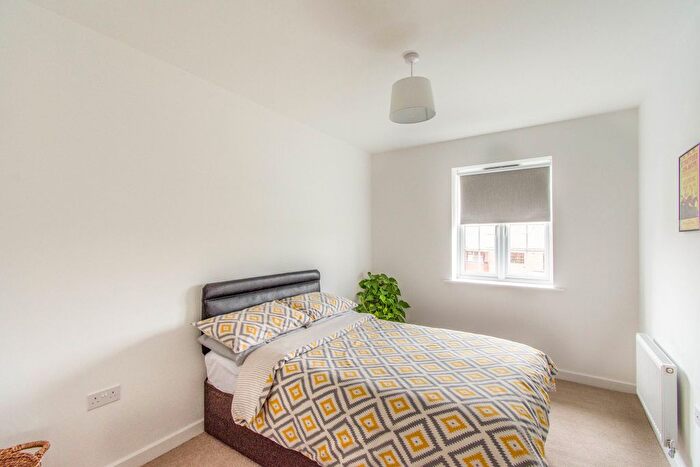 2 Bedroom Flat To Rent In Buttermere Crescent, Doncaster, DN4