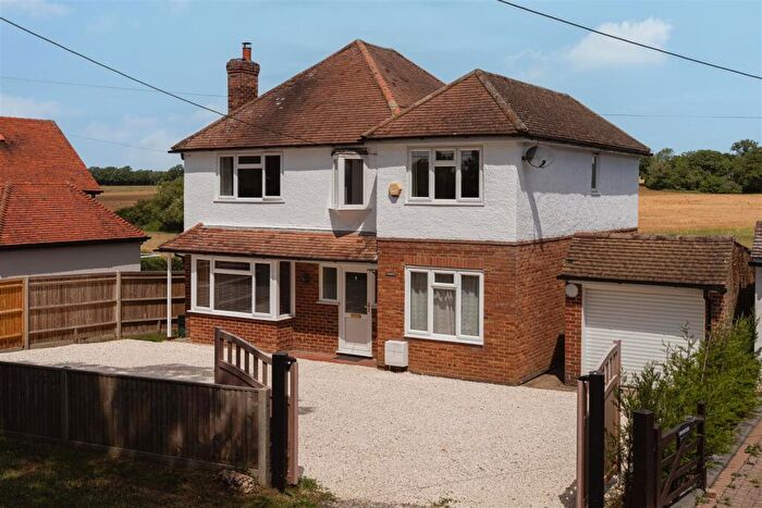 4 Bedroom Detached House For Sale In Lodge Lane, Redhill, RH1