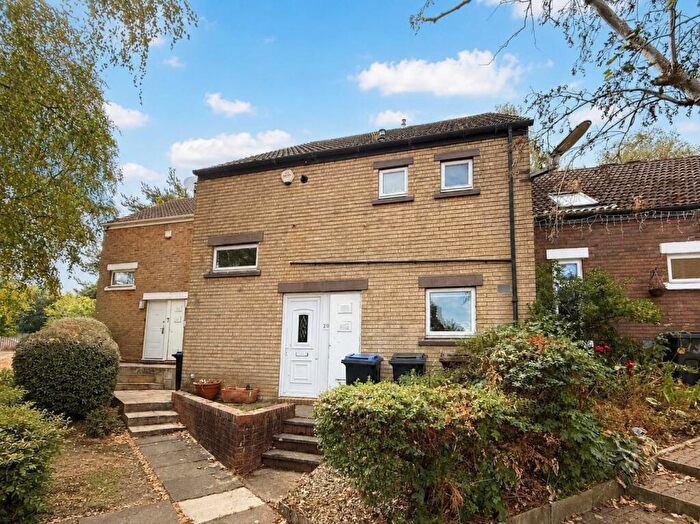 2 Bedroom Terraced House For Sale In Arrow Head Road, Briar Hill, Northampton, NN4