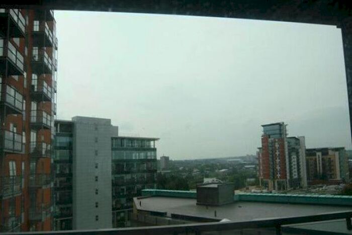 2 Bedroom Flat To Rent In Wellington Street, Leeds, LS1