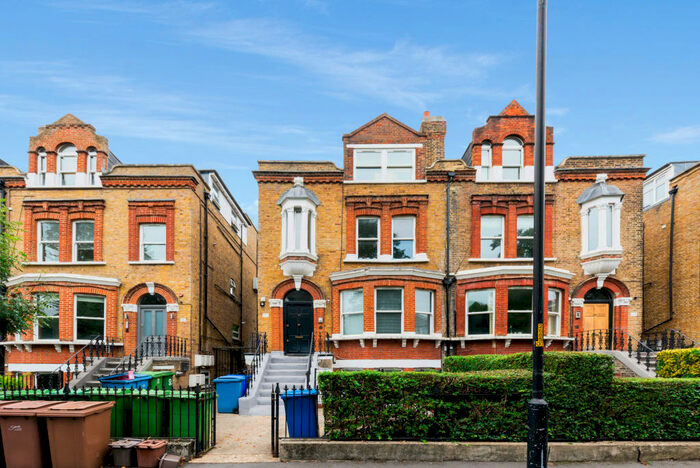 Apartment To Rent In Peckham Rye London, SE22