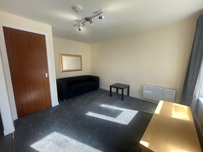 1 Bedroom Flat To Rent In Jute Street, Aberdeen, AB24