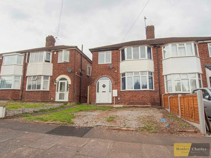 3 Bedroom Semi-Detached House To Rent In Oscott School Lane, Great Barr, B44