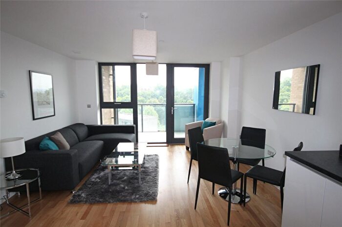 1 Bedroom Flat To Rent In Parkside Avenue, London, SE10