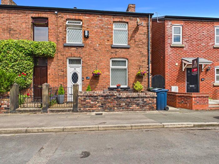 2 Bedroom Semi-Detached House For Sale In Victoria Street, Burscough, L40