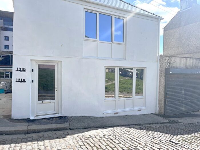 2 Bedroom Flat To Rent In Healy Place, Stoke, Plymouth, PL2
