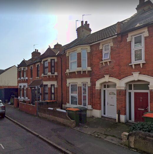 4 Bedroom End Of Terrace House To Rent In Barrington Road, London, E12