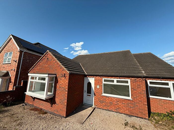 3 Bedroom Bungalow To Rent In Measham Road, Oakthorpe, Swadlincote, B79