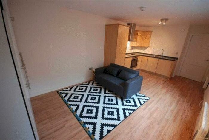 Studio To Rent In Cotham Road South, Bristol, BS6