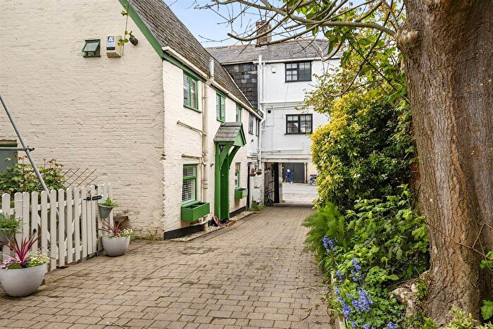 1 Bedroom Terraced House For Sale In New Park Street, Devizes, SN10