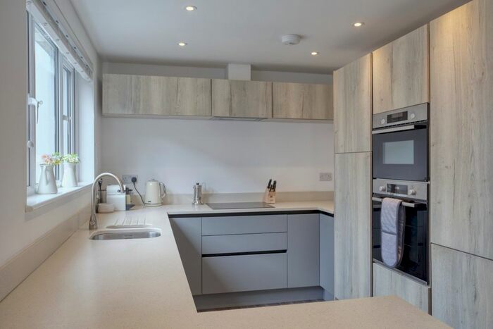 4 Bedroom Town House To Rent In Penwerris Lane, Falmouth, TR11