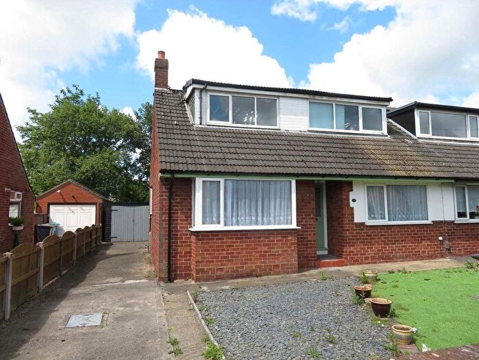 3 Bedroom Semi Detached Bungalow For Sale In Astley Crescent, Freckleton, Preston, PR4