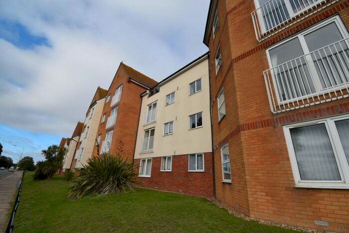 1 Bedroom Flat To Rent In Marina Point, West Road, Clacton-on-Sea, CO15