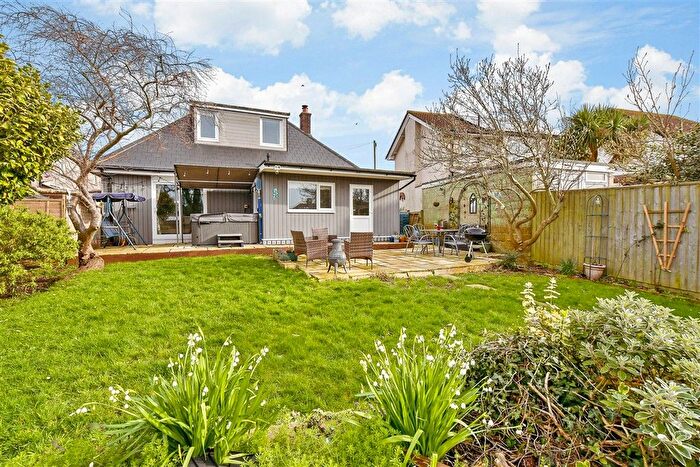 3 Bedroom Detached Bungalow For Sale In Araluen Way, Lake, Isle Of Wight, PO36