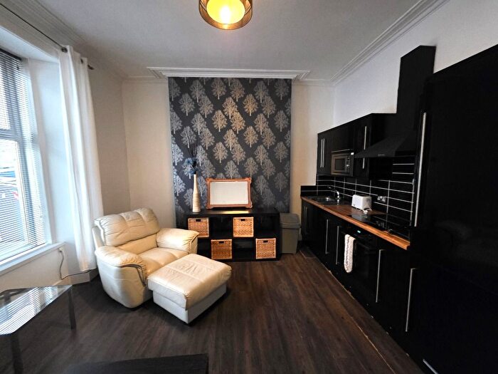 1 Bedroom Flat To Rent In Wallfield Place, Rosemount, Aberdeen, AB25