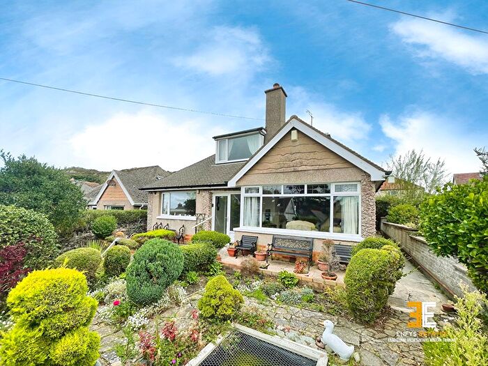 4 Bedroom Detached House For Sale In Ty Mawr Road, Deganwy, LL31