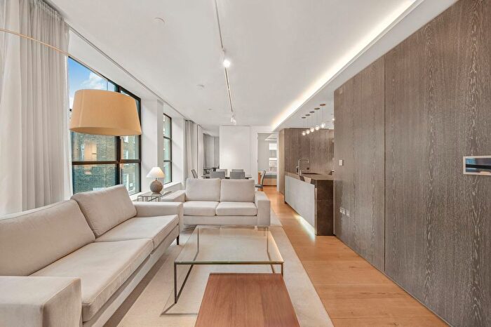 3 Bedroom Flat To Rent In Pathe Building, Wardour Street, W1F