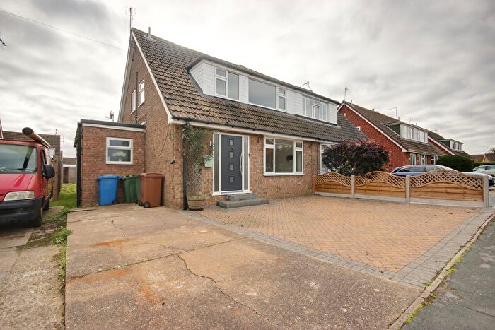3 Bedroom Semi Detached House For Sale In Percy Close, Leconfield, Beverley, HU17