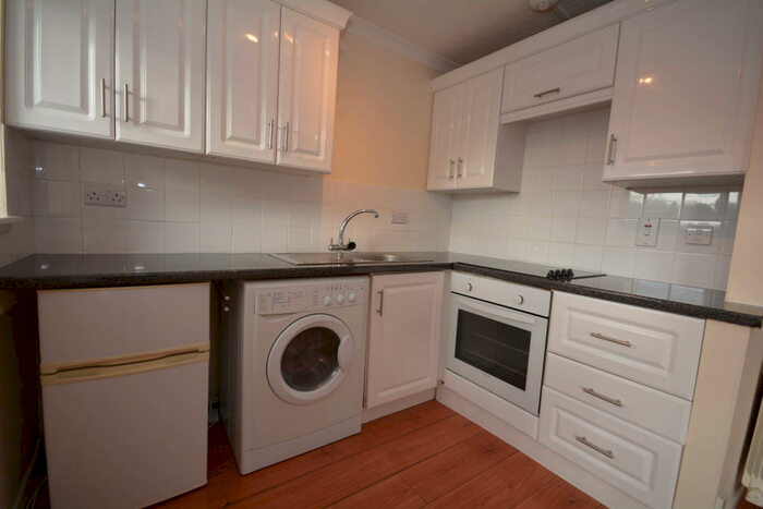 Studio To Rent In Hilton Court, Inverness, IV2