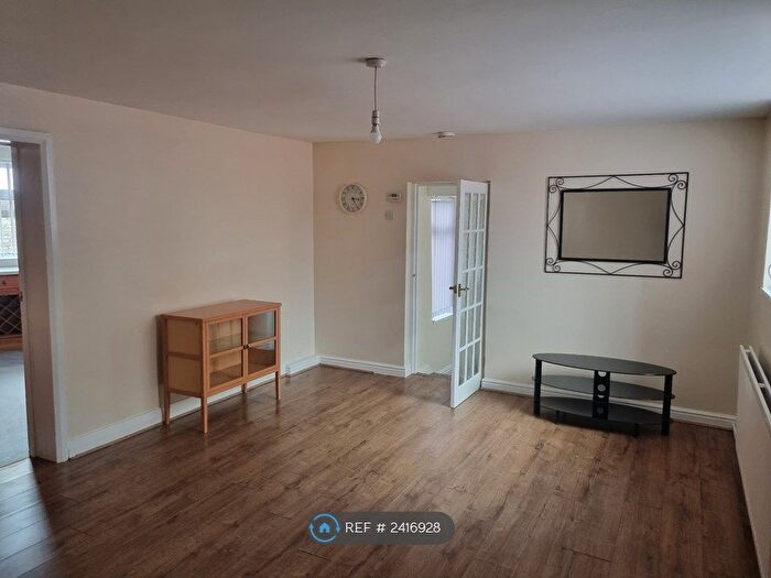 2 Bedroom Flat To Rent In Spencer St, Consett, DH8