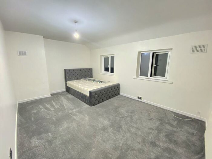 3 Bedroom Terraced House To Rent In Dawberry Road, Kings Heath, Birmingham, B14