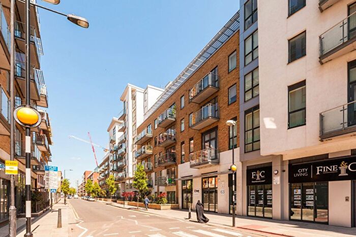 2 Bedroom Flat To Rent In Violet Road, Bow, London, E3
