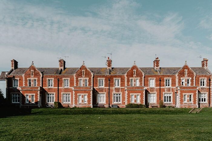 3 Bedroom Terraced House For Sale In Coastguard Cottages, Ramsgate, Kent, CT11