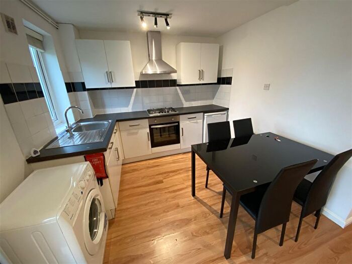 1 Bedroom Flat To Rent In Invicta House, Canterbury, Canterbury, CT1