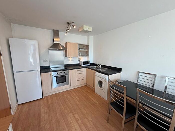 1 Bedroom Flat To Rent In George Street, Birmingham, B3