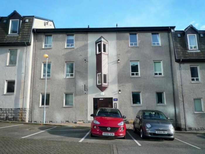 2 Bedroom Flat To Rent In Strawberry Bank Parade, Aberdeen, AB11
