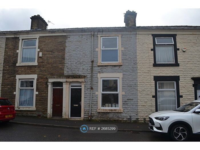 3 Bedroom Terraced House To Rent In Marsh House Lane, Darwen, BB3
