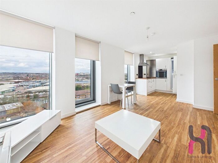 2 Bedroom Flat To Rent In Media City, Michigan Point Tower A, Michigan Avenue, Salford, M50