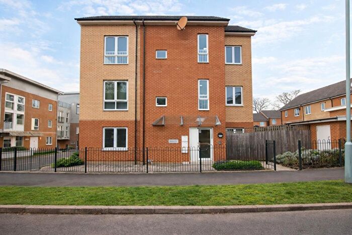 2 Bedroom Flat For Sale In Bergman Court, Studio Way, Borehamwood, WD6