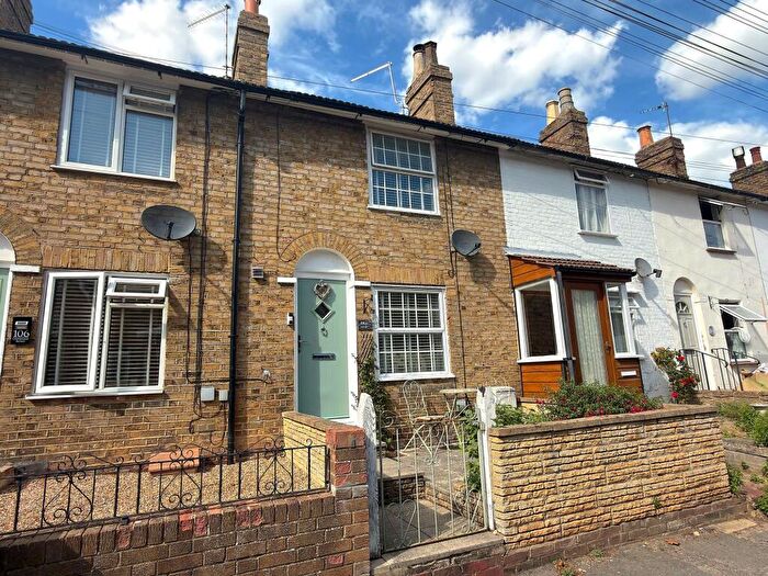 2 Bedroom Terraced House For Sale In Ospringe Road, Faversham, ME13