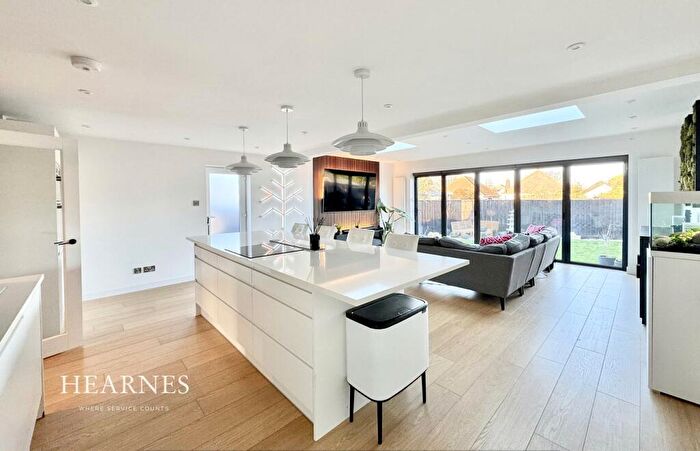 3 Bedroom Detached Bungalow For Sale In Huntfield Road, Bournemouth, BH9