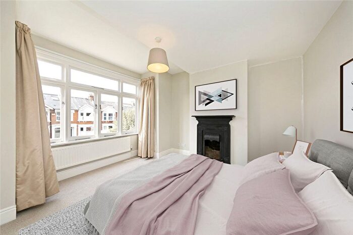 4 Bedroom Terraced House To Rent In St. Margarets Road, Twickenham, TW1