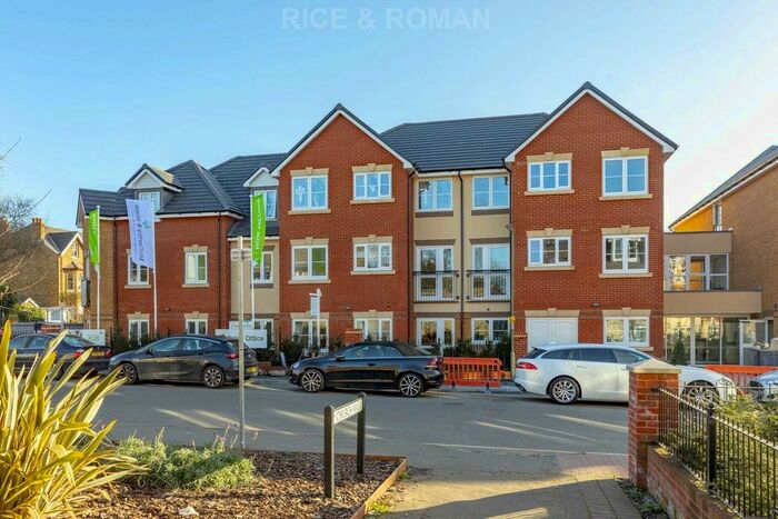 1 Bedroom Flat To Rent In Churchfield Road, Walton On Thames, KT12