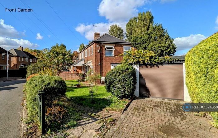 3 Bedroom Semi-Detached House To Rent In Common Rise, Hitchin, SG4