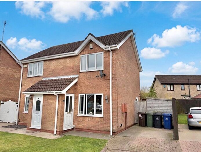 2 Bedroom Semi Detached House For Sale In Cardinal Court, Waltham, DN37