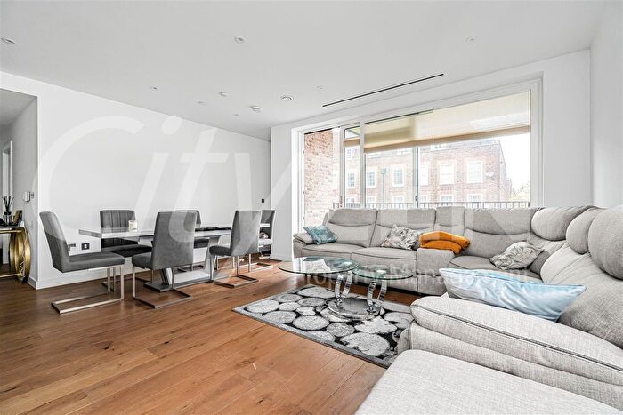 3 Bedroom Flat To Rent In Fisherton Street, London, NW8