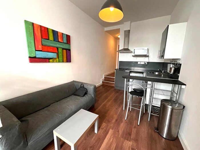 Studio To Rent In Flat, City Gate, - St. Sepulchre Gate, Doncaster, DN1