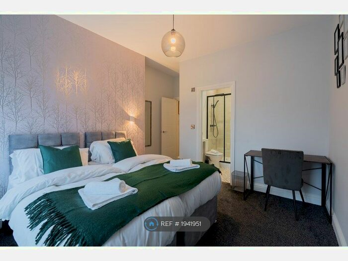 2 Bedroom Flat To Rent In Montefiore Road, Hove, BN3