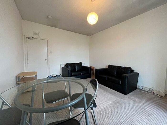 2 Bedroom Flat To Rent In Tl Morgan Street, Dundee, DD4